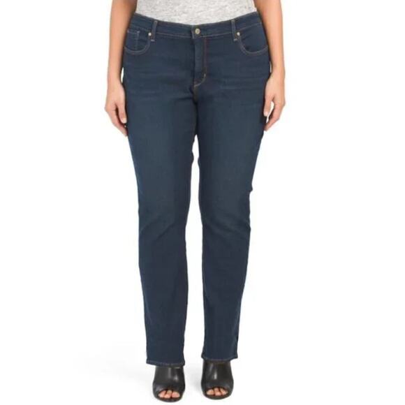 New Levi's Women's Plus Shaping Tummy Control High Rise Straight Denim Jeans 26W - Picture 1 of 5